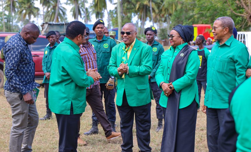 MAJALIWA AZINDUA KAMPENI ZA UBUNGE JIMBO LA MCHINGA