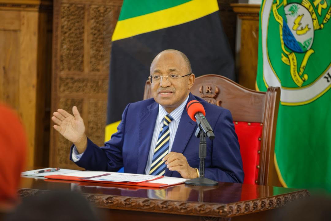 RAIS MWINYI AONGOZA KIKAO KAZI CHA MAWAZIRI NA MAKATIBU WAKUU